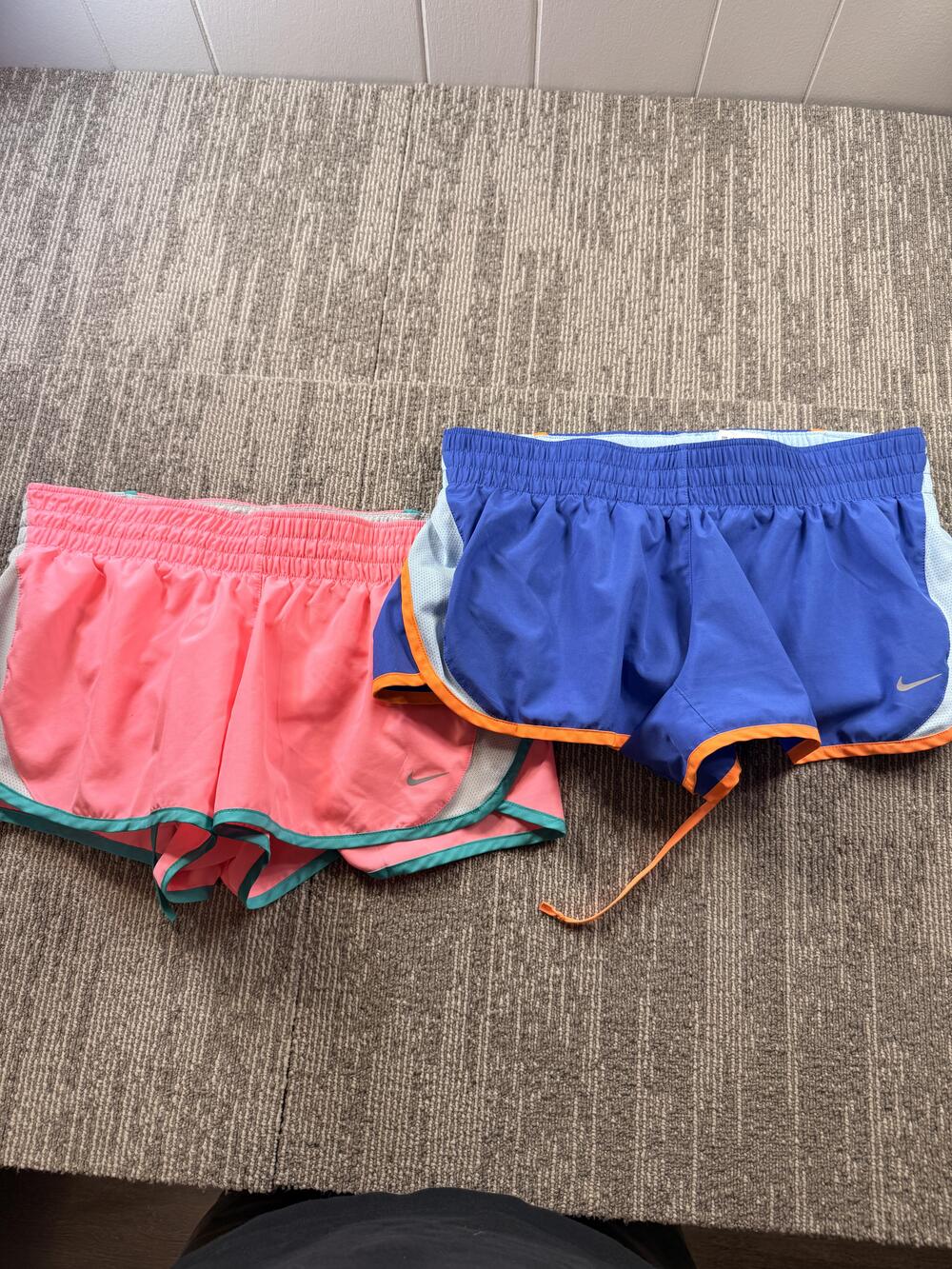 Nike Shorts Womens Large Multicolor Dri-FIT Tempo Running Lot Of 2 Athletic